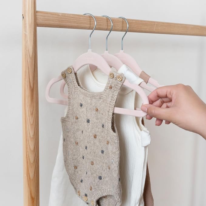 3 Sprouts Velvet Baby Hangers, Non Slip Slim, Pink, 30 Pack | Non-slip velvet, Notched shoulders, 360-degree swivel hook, 11.75 x 8 in, Infant and toddler clothes, Soft colors for nursery - Image 5