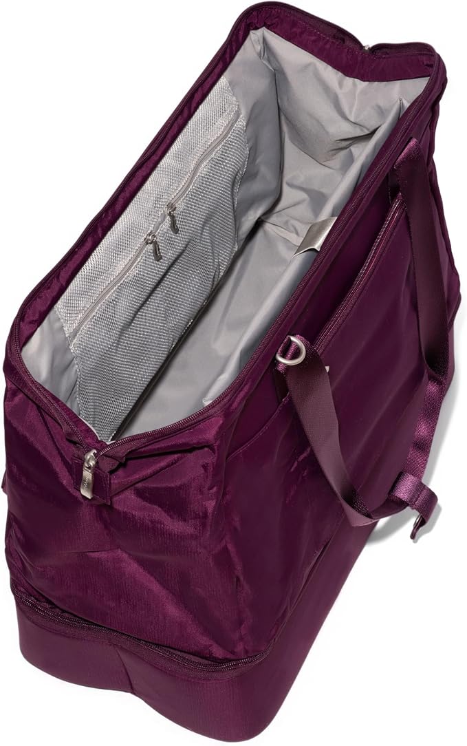 Modern Weekender - Lightweight 18"x15.7"x9.4" Duffel Carry-on Travel Bag for Women - Image 9