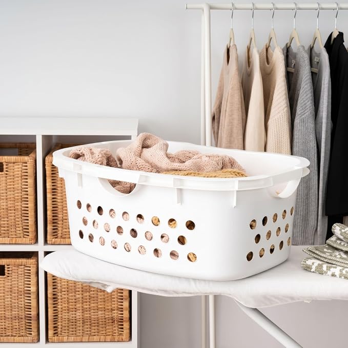 IRIS USA Laundry Basket, 51L Plastic Hip Hold Hamper, 4 Pack, 1.5 Bushel | Comfortable hip-hold handles and ventilated design make transporting clothes, towels, and linens easier. - Image 9