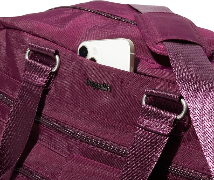 Baggallini Modern Everywhere Travel Duffel - Image 11