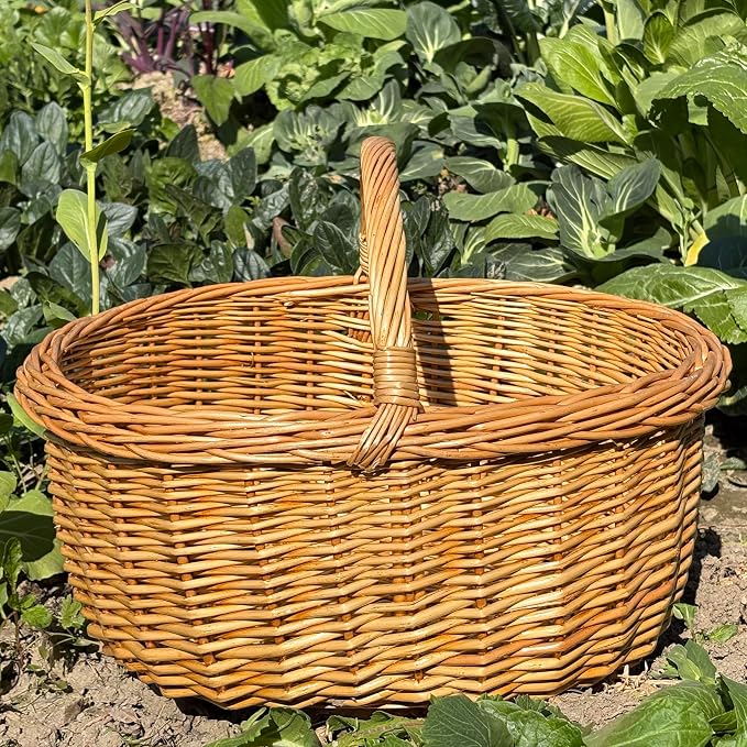 Large Oval Wicker Picnic Basket with Sturdy Handle - 18x14x13 Inch Handwoven Willow Storage Basket for Picnic, Camping, Home Organization, Fruit and Vegetable Serving - Image 6