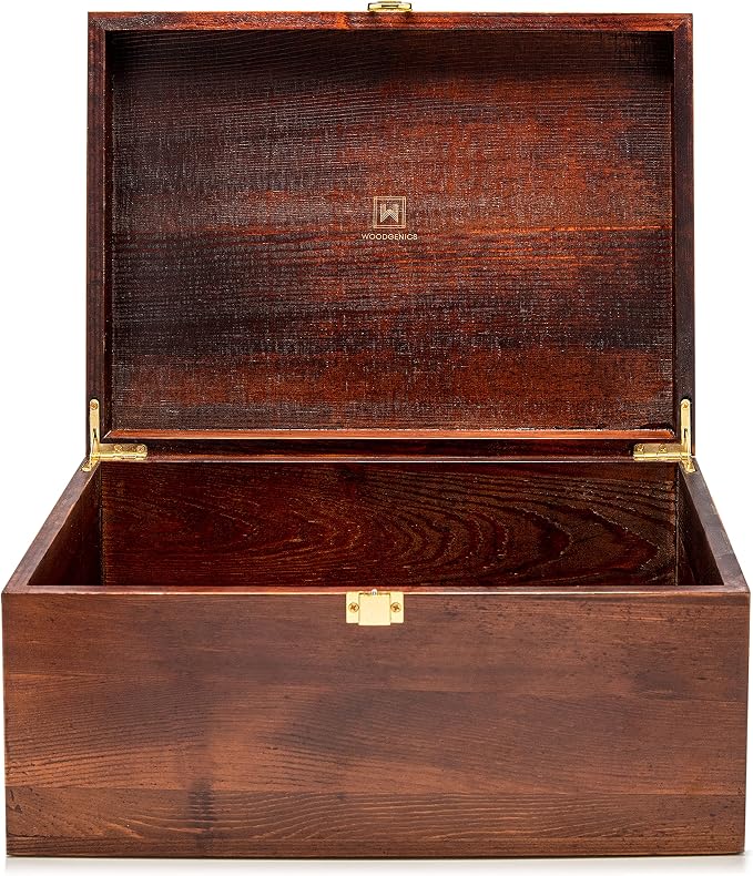 Large Wooden Storage Memory Gift Box with Hinged Lid (Chocolate Brown) by Unknown